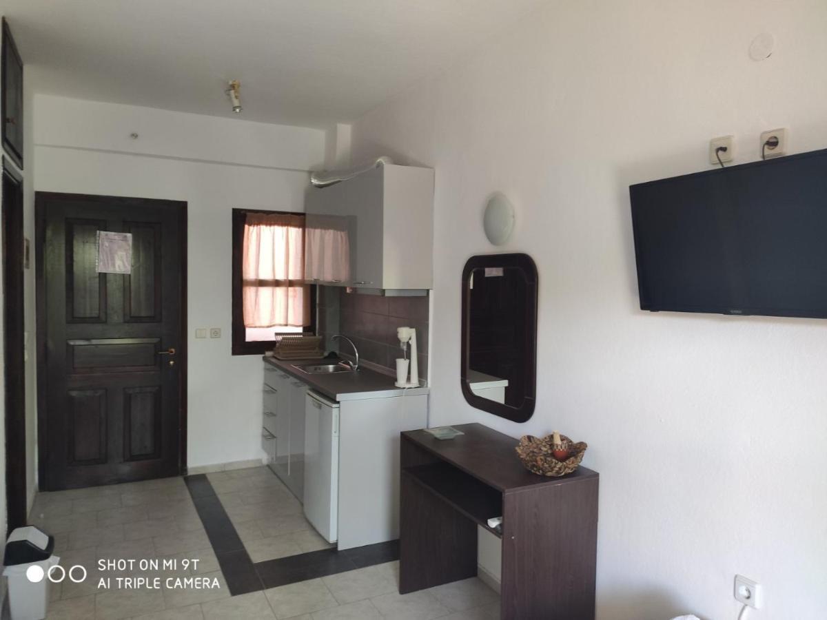 Elsa Apartments Pefkochori Buitenkant foto